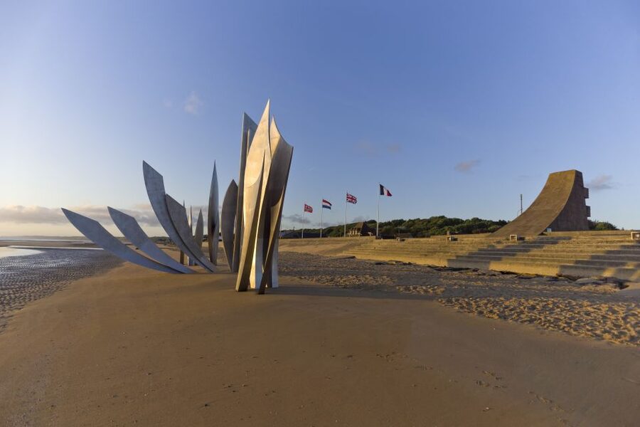 From Bayeux: American D-Day Sites in Normandy Full-Day Tour - Omaha Beach and the hardest landing