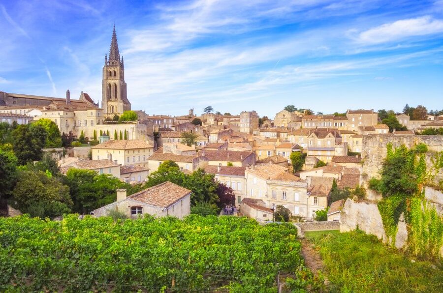 From Bordeaux: St. Emilion Village Half-Day Wine Tour - Why Saint-Émilion works so well as a half-day trip