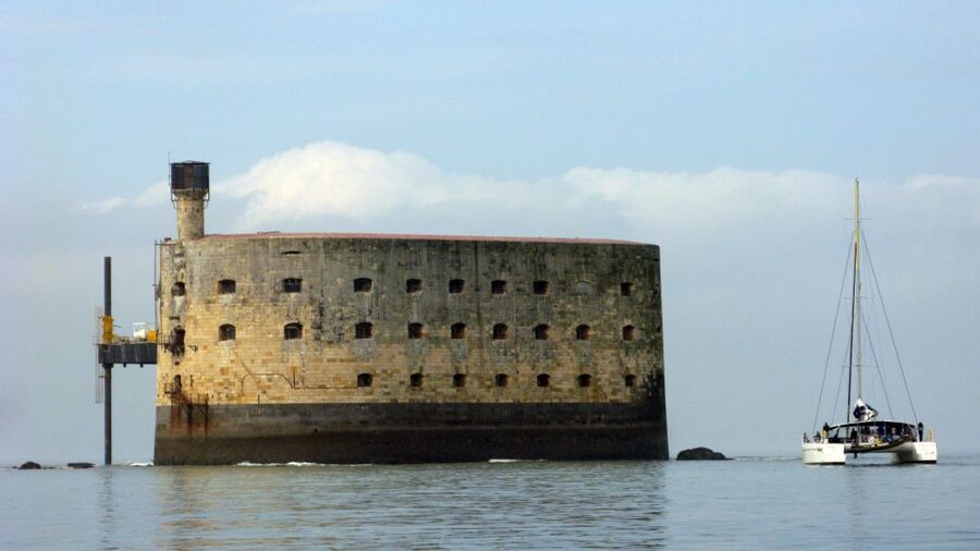 From La Rochelle: Sailing Cruise to Fort Boyard - Should you book the La Rochelle Fort Boyard cruise?