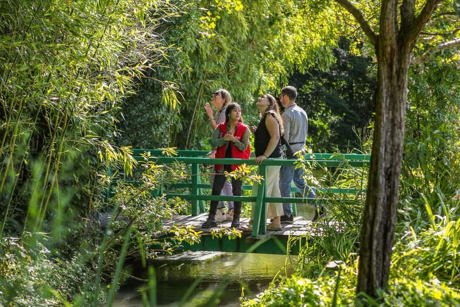 From Paris: Day Trip to Giverny & Versailles with Lunch - Key points to know before booking
