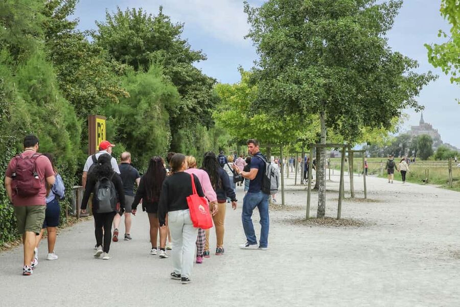 From Paris: Full-Day Mont Saint-Michel Guided Tour - Arriving at the island by shuttle