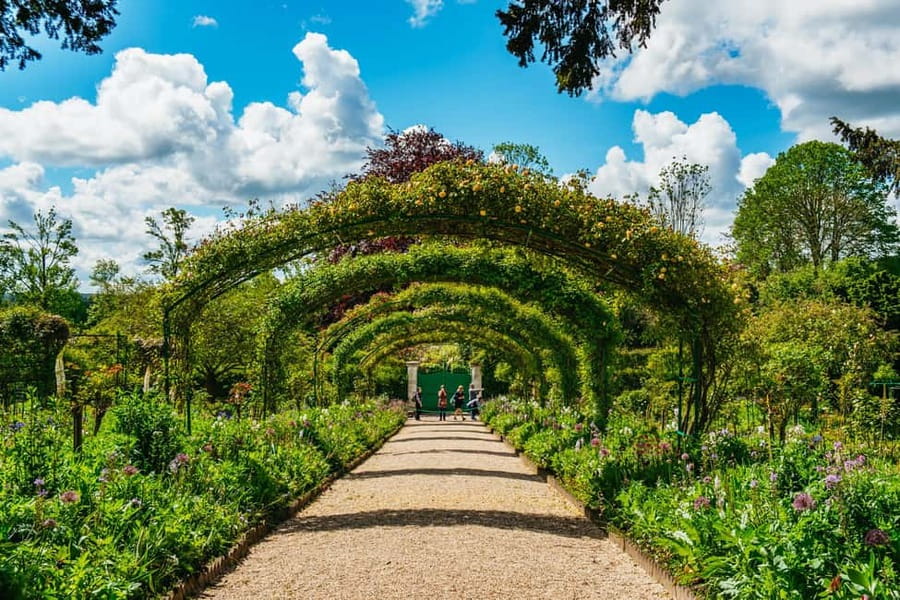 From Paris: Giverny, Monet’s House, & Gardens Half-Day Trip - Should you add Versailles?