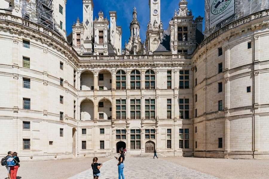 From Paris: Loire Valley Castles Day Trip With Wine Tasting - Is the $104 price good value?