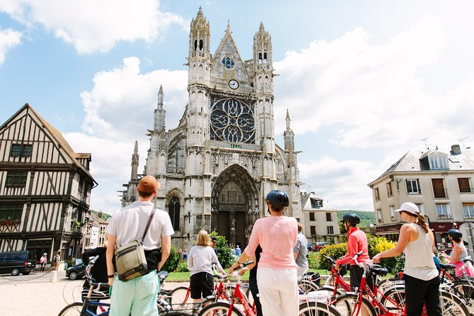 From Paris: Monet Gardens & Giverny Bike Tour with Picnic Stop - Who will enjoy this tour most