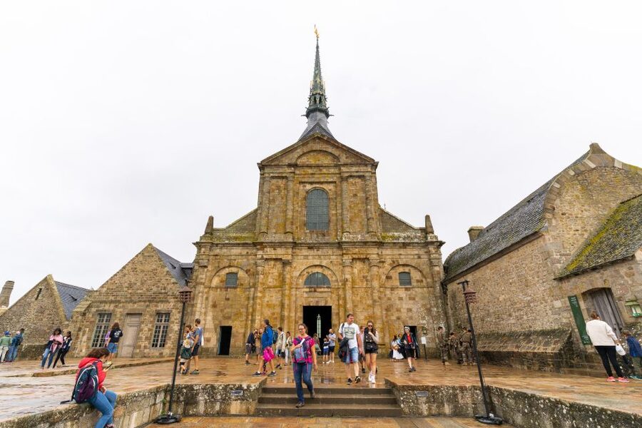 From Paris: Mont Saint Michel Day Trip with a Guide - Who this tour suits best