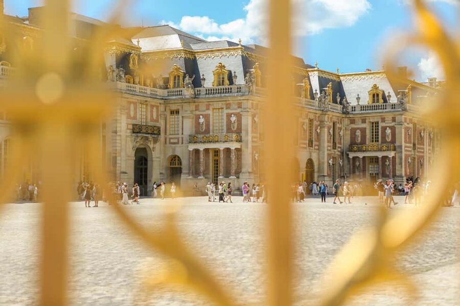 From Paris: Versailles Guided Tour with Skip-the-Line Entry - Who Should Book This Versailles Tour?