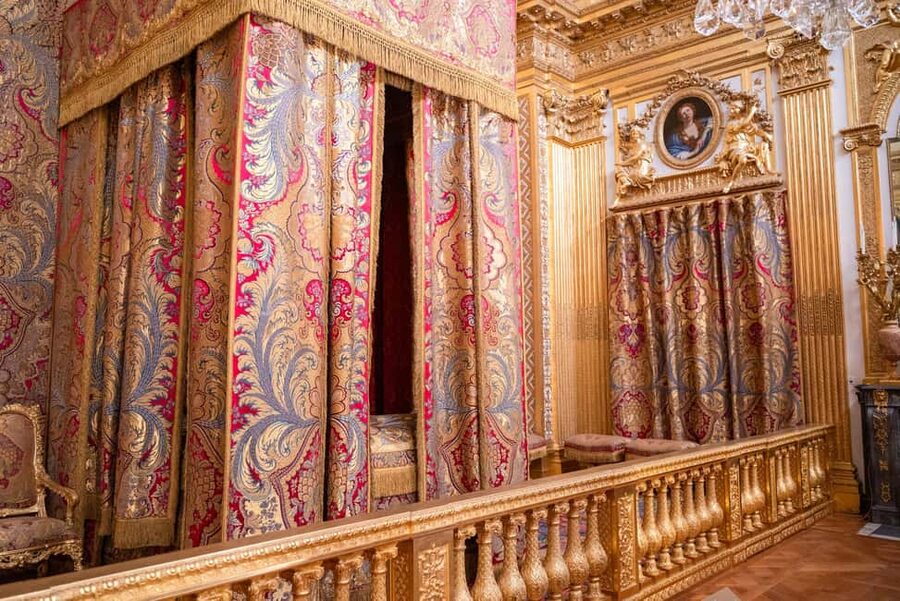 From Paris: Versailles Palace And Garden Tour with Transfers - The gardens, fountains, and your free time