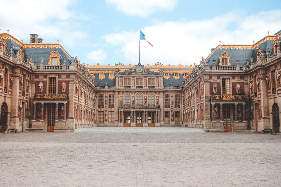 From Paris: Versailles Palace and Gardens Guided Experience - Meeting at Invalides and riding to Versailles