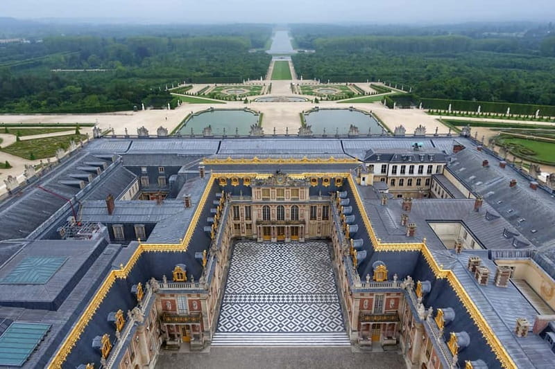 From Paris: Versailles Palace and Gardens with Transfer - What the host does, and what the host does not do