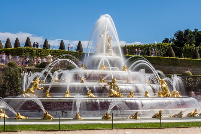From Paris: Versailles Palace Live Tour with Gardens Access - What to bring and how to pace your day