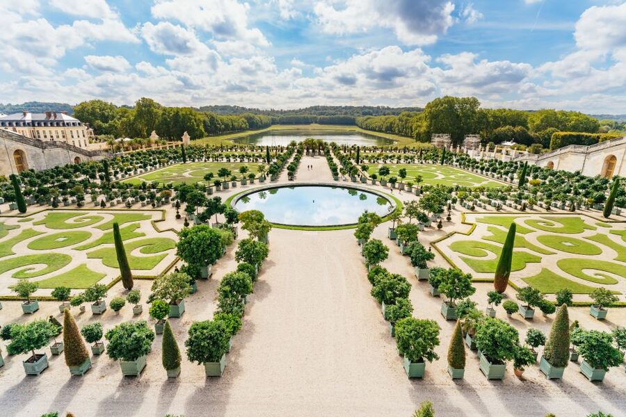 From Paris: Versailles Skip-the-Line Tour & Gardens Access - Who should book this Versailles experience?
