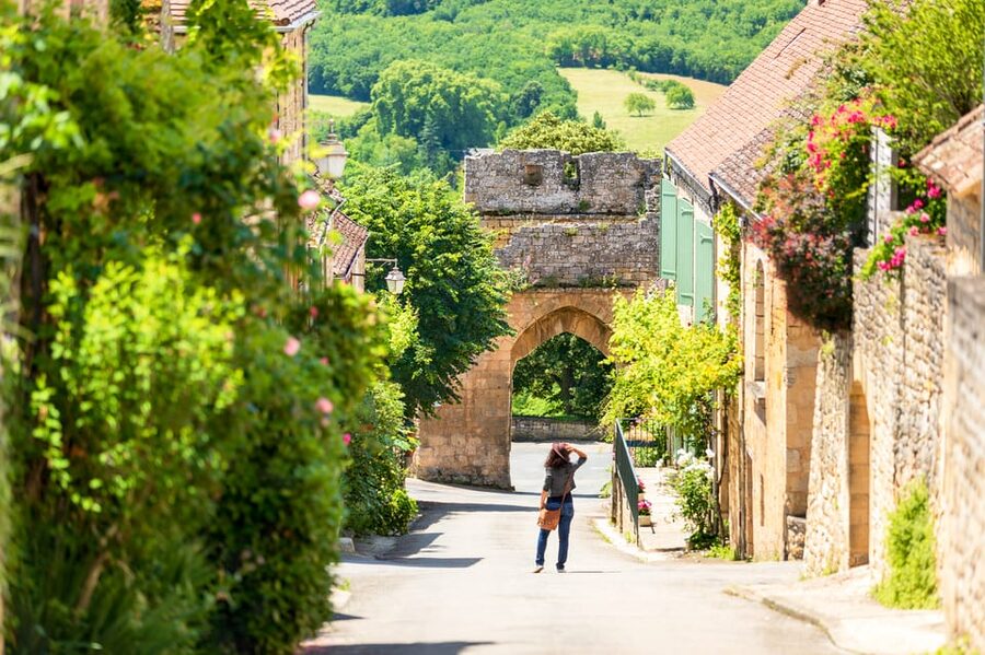From Sarlat: Beynac & Domme Tour & Dordogne Boat Ride - La Roque-Gageac and the one-hour gabarre ride