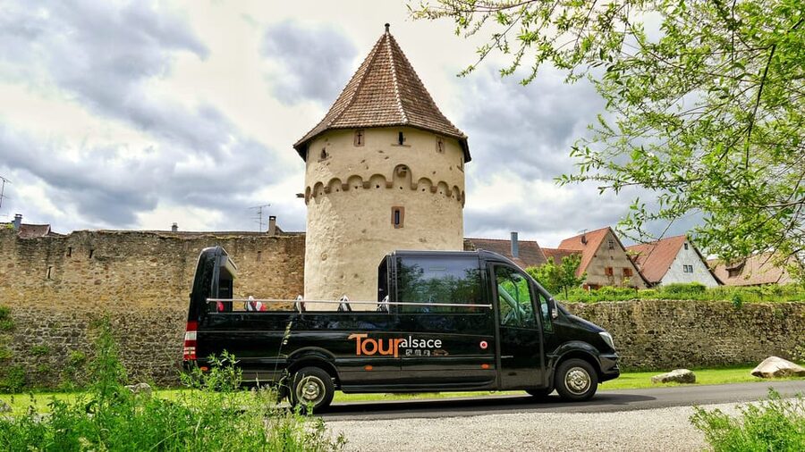 From Strasbourg: Medieval Villages & Wine Tasting Day Trip - Ribeauvillé combines old streets with a one-hour walk