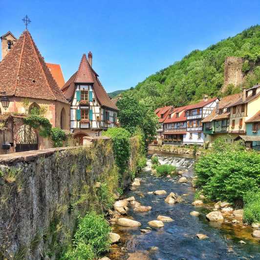 From Strasbourg: Medieval Villages & Wine Tasting Day Trip - Bergheim gives you a quieter first look