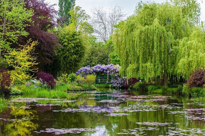 Giverny Monet’s Home and Gardens Half Day Tour from Paris - Key points to know before booking