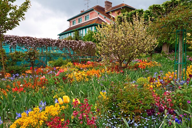 Giverny Monet’s Home and Gardens Half Day Tour from Paris - Price, comfort, and overall value