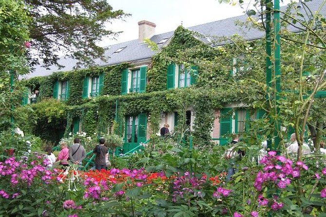 Giverny Small-Group Minivan with Hotel Pickup or Meeting Point - Why Giverny earns a place in your Paris plans