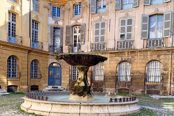 Gourmet & Cultural Tour Aix En Provence English / Espanol - Albertas, Cardeurs, and the old city’s changing moods