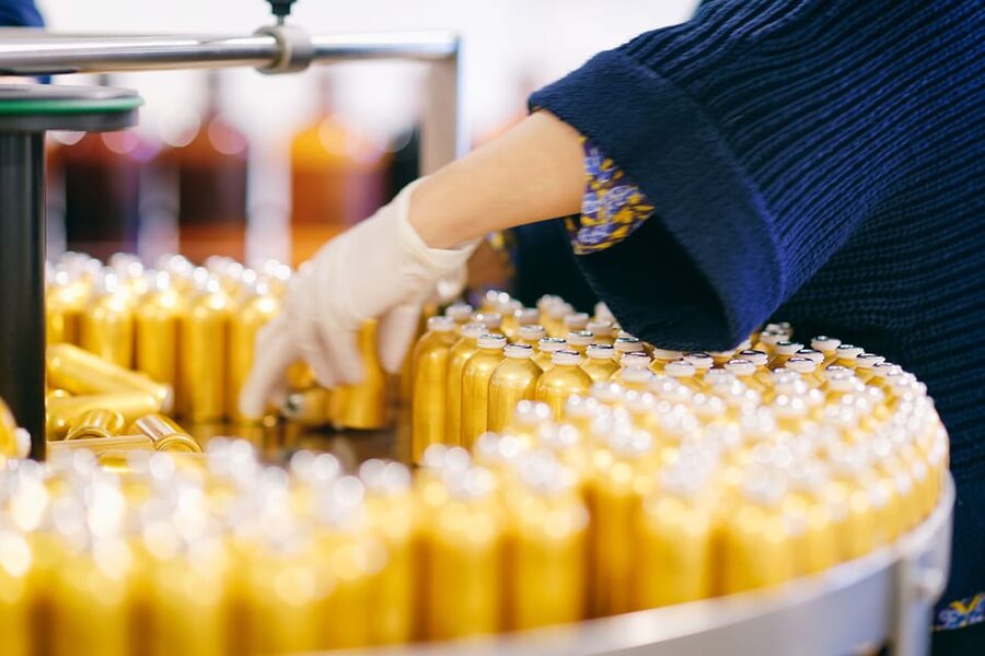 Grasse: Perfume Making Class and Fragonard Factory Tour - Inside the 20-minute factory tour