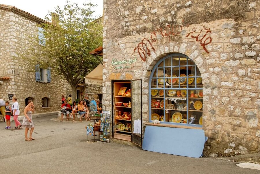 Grasse, Valbonne & Gourdon: Day Tour with Wine Tasting - Who should book this day out