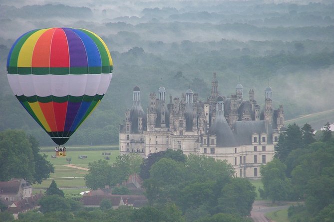 Hot-Air Balloon Ride over the Loire Valley, from Amboise or Chenonceau - The one-hour flight over château country