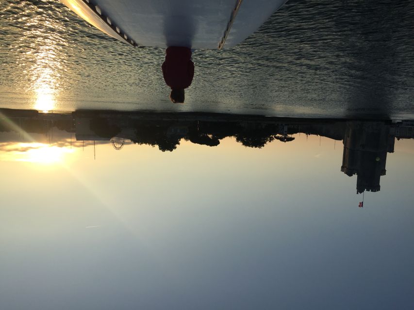 La Rochelle: 1-Hour Boat Tour of the Bay - The bay, channel, and open-air ride