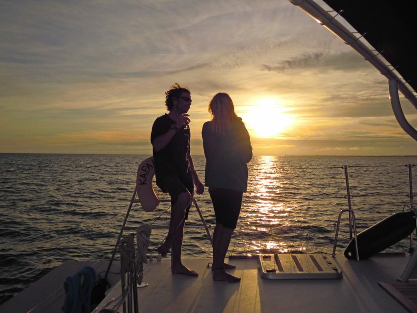 La Rochelle: 2-Hour Sunset Sailing Cruise - When the engine stops and the sails rise