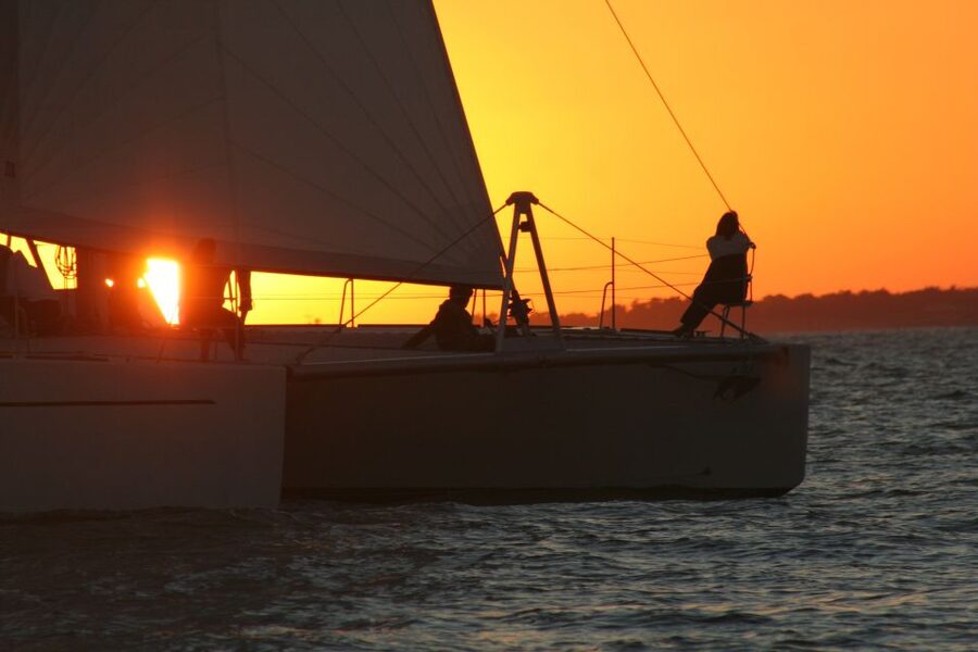 La Rochelle: 2-Hour Sunset Sailing Cruise - Who should book this sailing