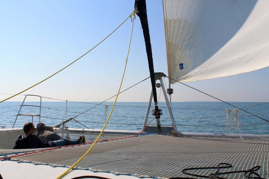 La Rochelle: Coastline Sailing Cruise - When the engines stop, the mood changes