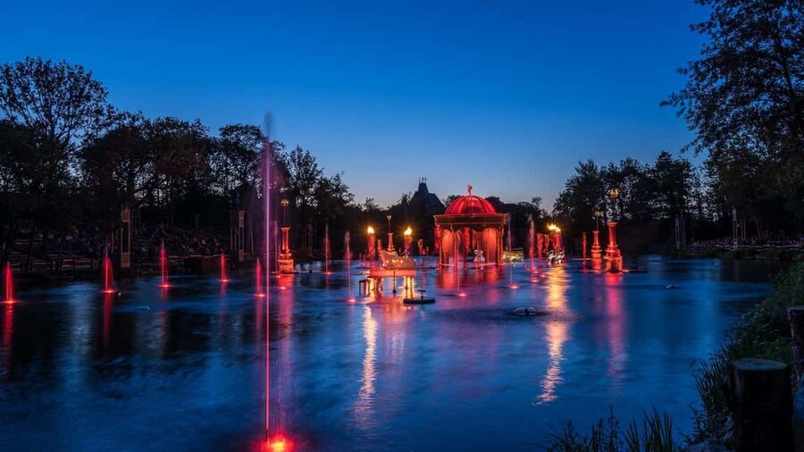 Les Epesses: Puy du Fou Theme Park 1-Day Entry Ticket - Les Noces de Feu after dark
