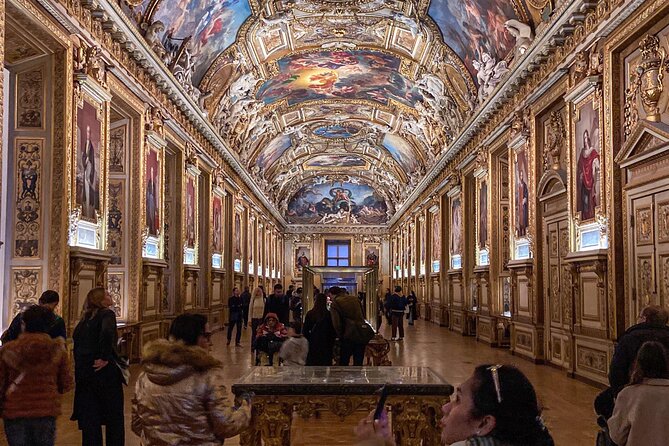 Louvre Highlights & Mona Lisa Guided Tour - Group size and the family booking issue