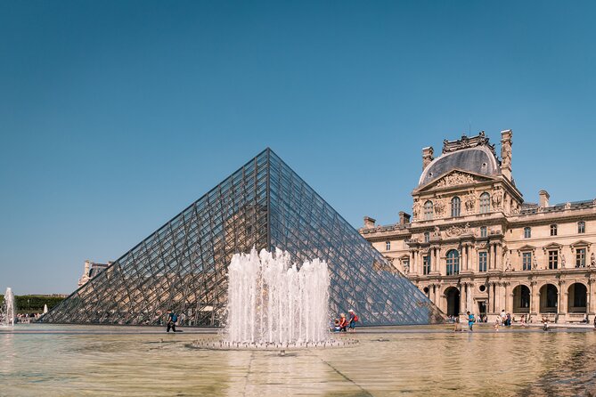 Louvre Museum Masterpieces Guided Tour with Access - Entering with a reserved Louvre ticket