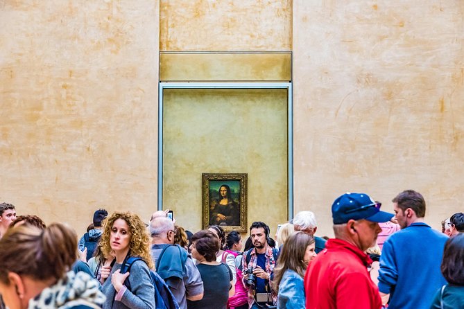 Louvre Museum Skip the Line Entry with Introduction to Mona Lisa - The short introduction before you enter