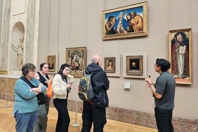 Louvre Museum Small-Group English Guided Tour - Two hours inside a museum built for days
