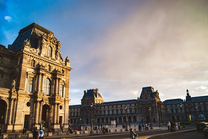 Louvre Museum Ticket & Optional Seine River Cruise - Seeing the Mona Lisa and Venus de Milo