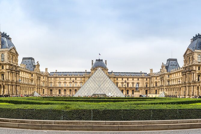 Louvre Priority Access with Mona Lisa Escort or Guided Option - Staying inside after the organized portion