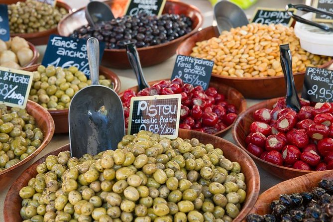 Luberon Market & Villages Day Trip from Aix-en-Provence - Sénanque Abbey and the short lavender season