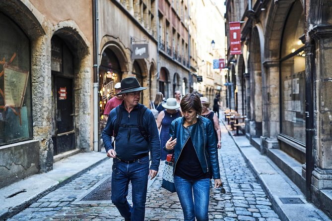 Lyon Old Town Food Tour with Local Specialties Tasting & Lunch - What the four-hour pace feels like