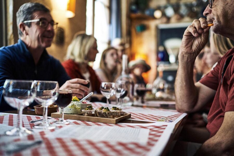 Lyon: Vieux Lyon Food Tasting Walking Tour - Should you book it?