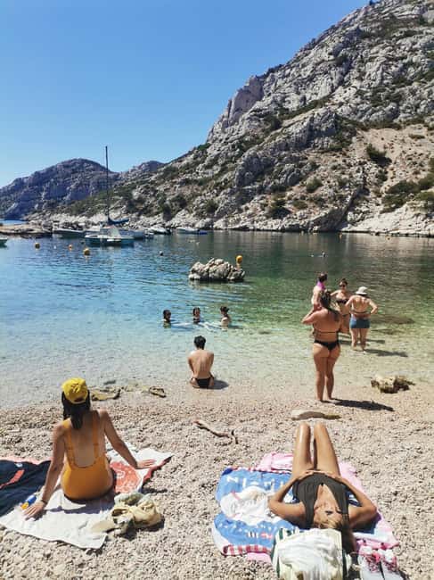 Marseille: Calanques National Park Guided Hike with Picnic - Photography, viewpoints, and the value of going with a guide