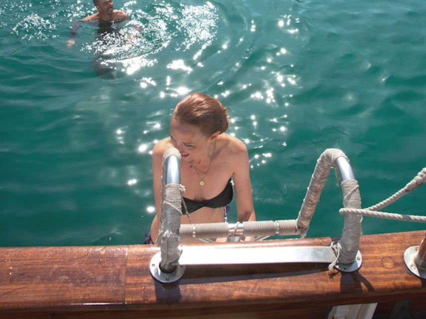 Marseille: Calanques Sailing Day Trip with Lunch and Wine - The long run toward Sormiou, Morgiou, or Sugiton