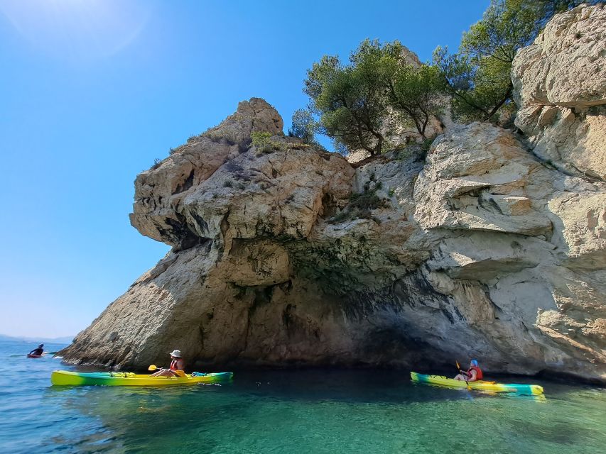 Marseille: Côte Bleue Calanques Half-Day Kayak Tour - Which guide might lead your trip?