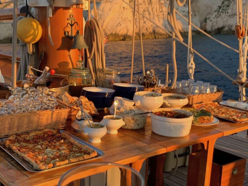 Marseille: Frioul Islands Sunset Cruise with Cocktail Dinner - Who will enjoy this cruise most