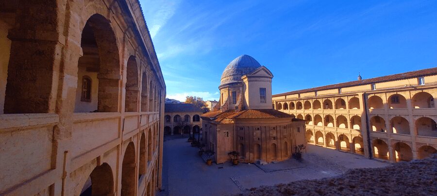 Marseille: Half-Day City Highlights Guided Walking Tour - Following the Corniche to Pharo