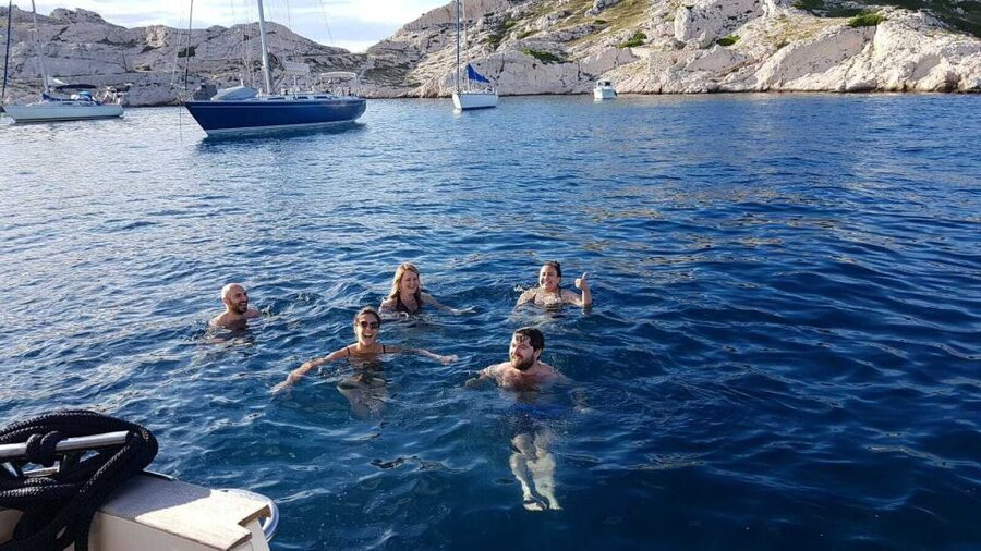 Marseille: Sunset Boat Cruise with Dinner and Drinks - Why this Marseille cruise works so well at sunset