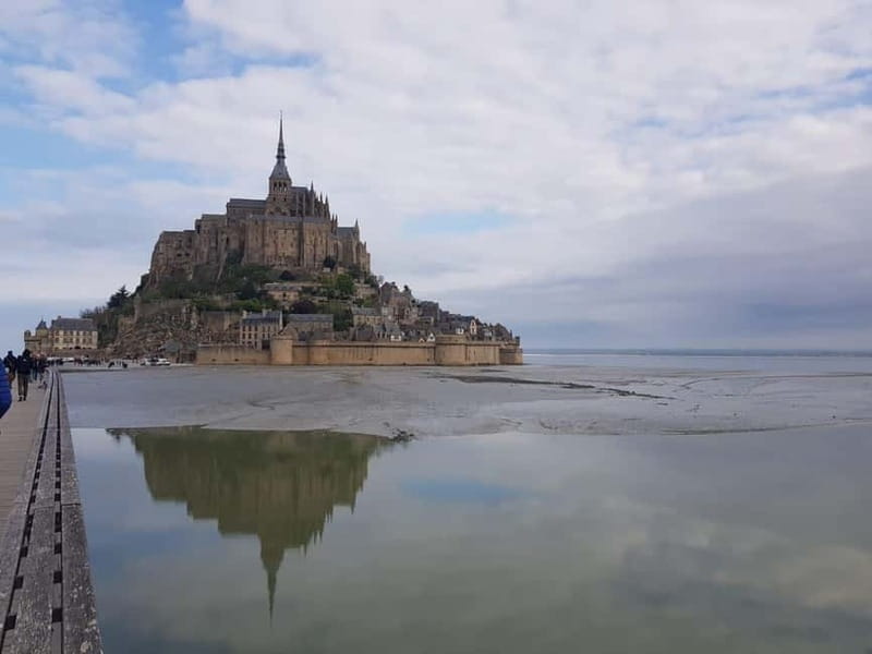 Mont Saint Michel: Village History and Legends Walking Tour - Starting near the Tourist Information Center
