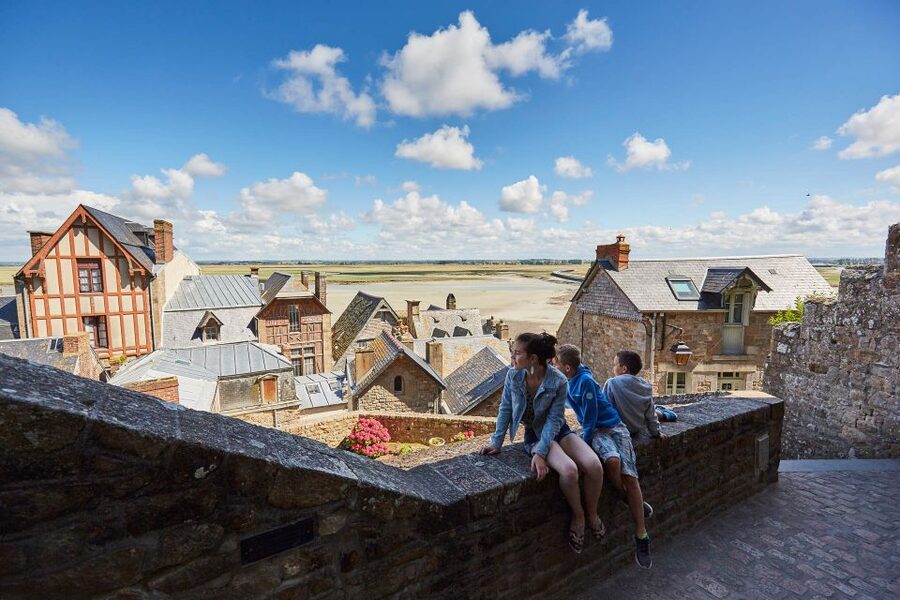 Mont Saint Michel: Walking Tour & Optional Abbey Ticket - From the shuttle to the Grande Rue