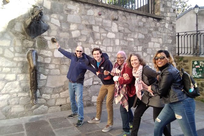 Montmartre Hidden Gems and Scenic Highlights Walking Tour - A man through a wall and Dalida’s Montmartre