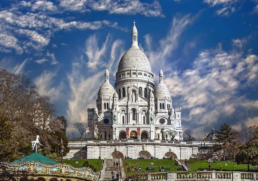 Montmartre Walking Tour with a Local Guide - Starting at Place Blanche beside Moulin Rouge