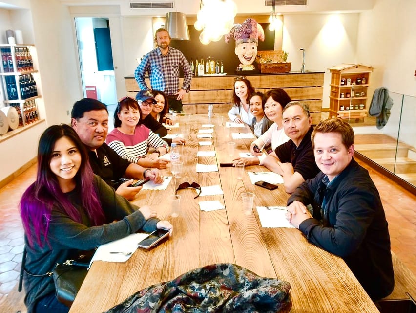 Nice: Food and Wine Old Town Guided Walking Tour - The Castle Hill picnic